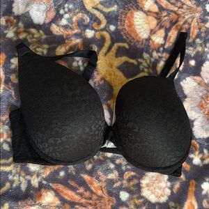 PINK Victoria's Secret Black Bra
